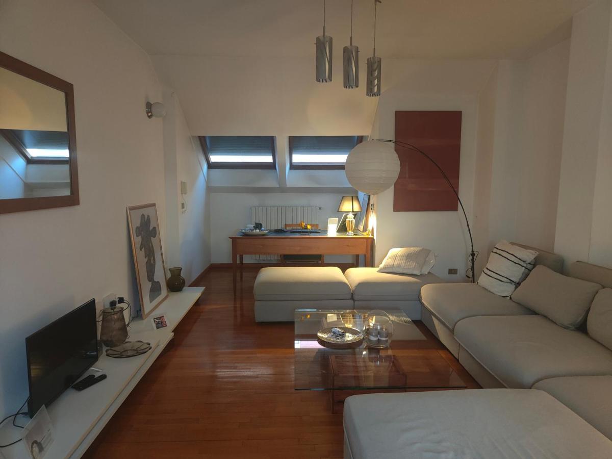 Grande Apartamento, Centro Di Asti Apartment Exterior photo